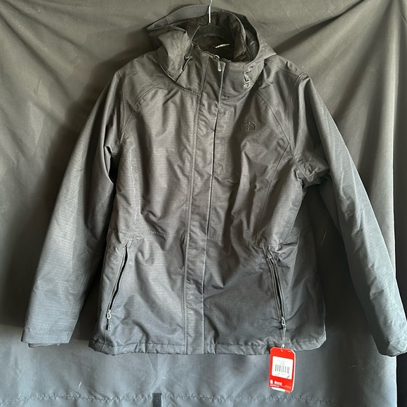 Women’s North-face insulated jacket with detachable hood - Picture 1 of 11